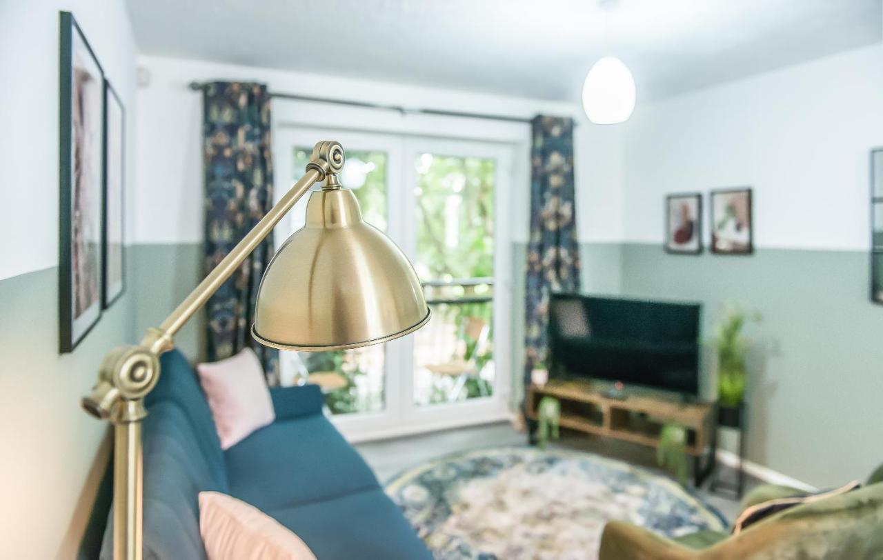 Pipkin Place Serviced Apartment Coventry Exterior foto